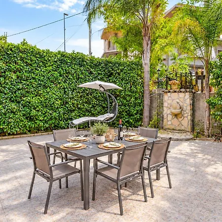 2 Bedroom In Hébergement de vacances *