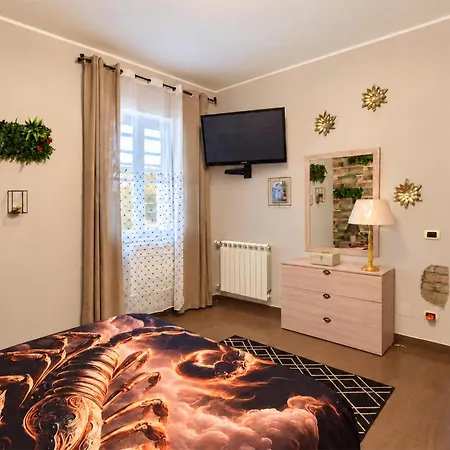 2 Bedroom In *